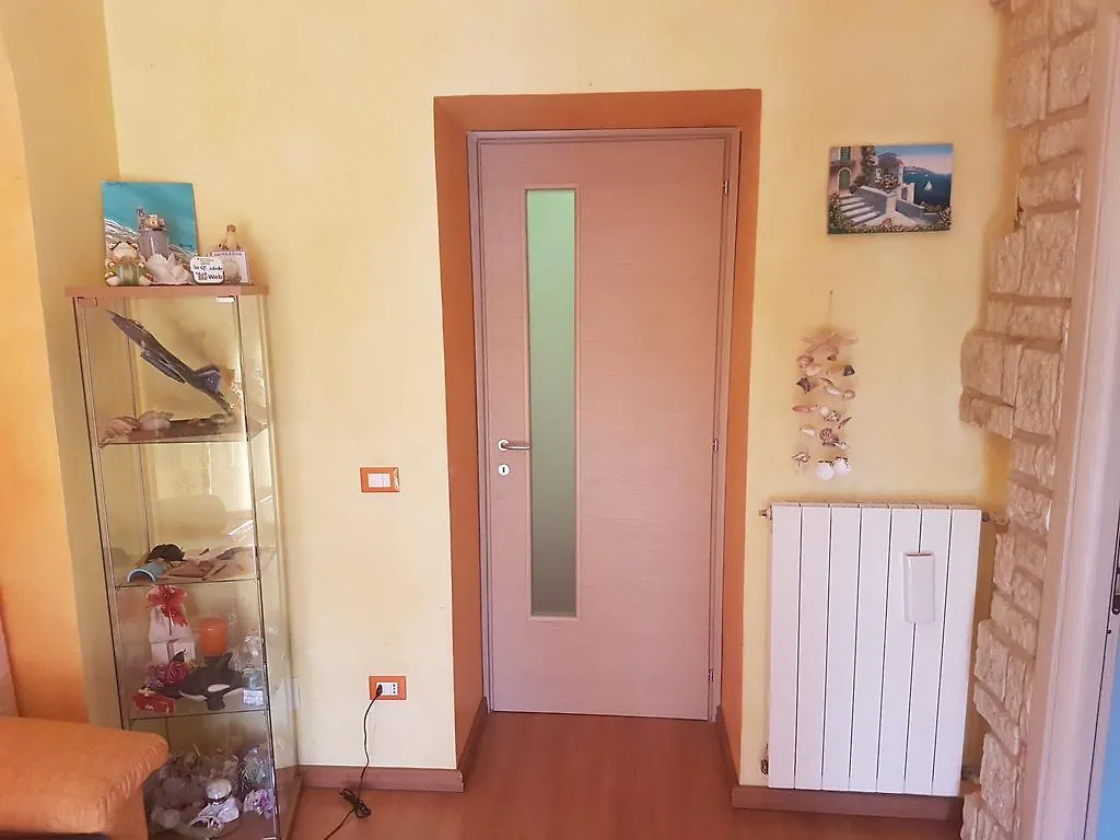 Thousand Colors Неаполь
