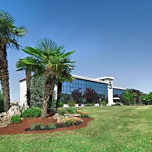 Le Moran Hotel